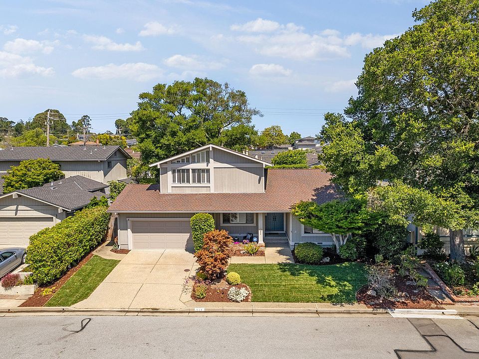 1st image of 624 Caribbean Way