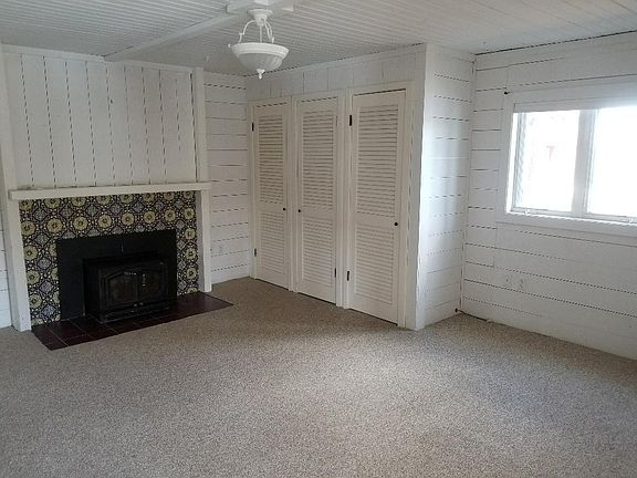 Lower Level Rec Room