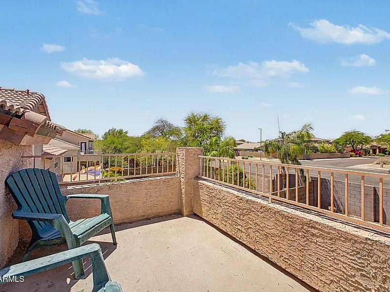 4518 E Rowel Rd — Photo 31