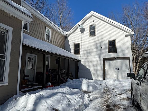 3rd image of 6 Maple Street