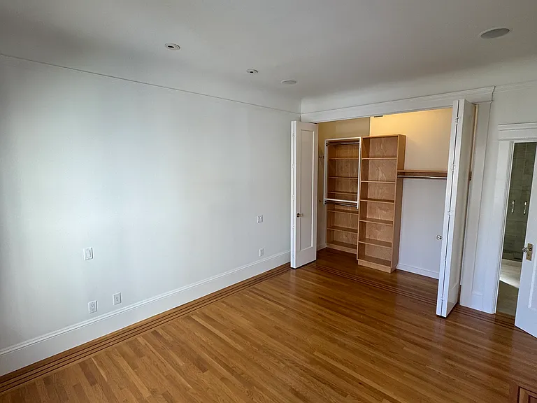 2158 Filbert St — Photo 24