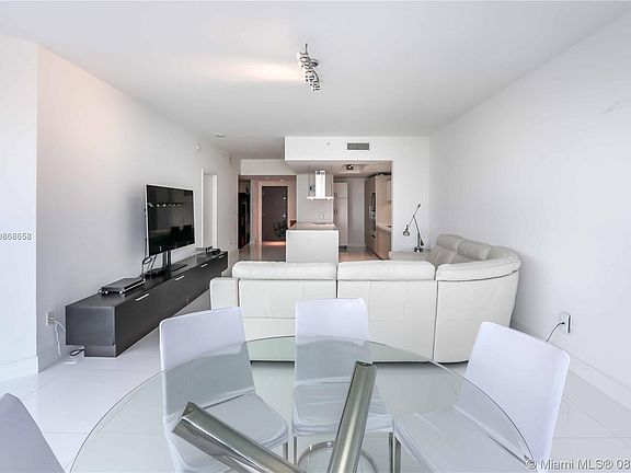 5th image of 17301 Biscayne Blvd APT 1406