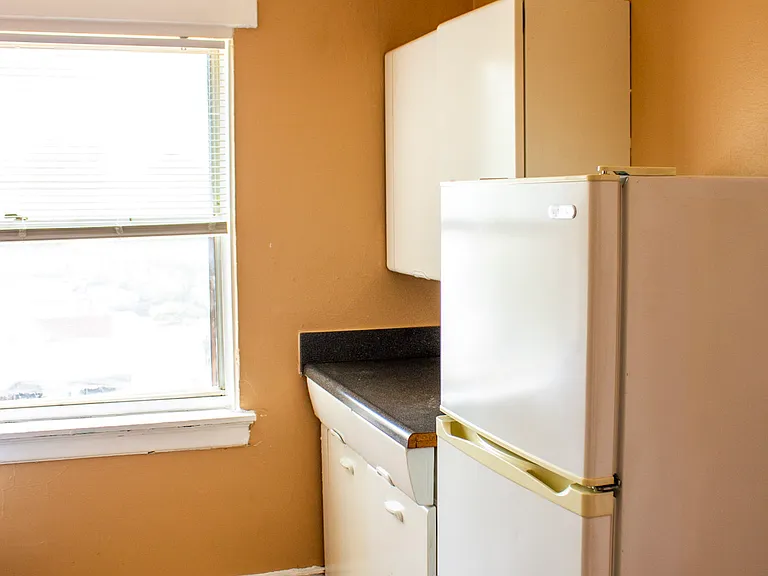 5822 Hamilton Ave #1 — Photo 4
