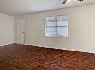 2915 Helberg Rd, Houston, TX 77092