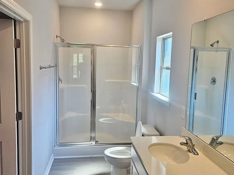 230 Ashland Dr S #W — Photo 8