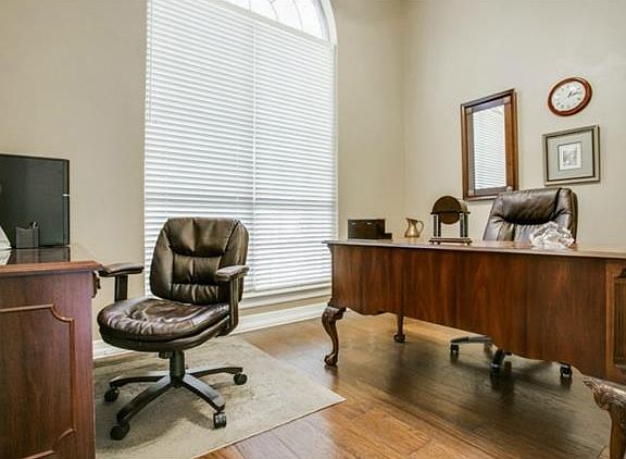 4th image of 206 Wellington Oaks Ct