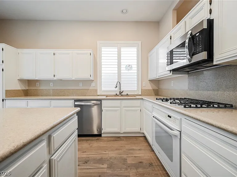 2343 Brockton Way — Photo 27