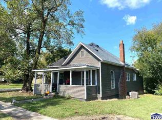 8065 E Terhune St, Dugger, IN 47848