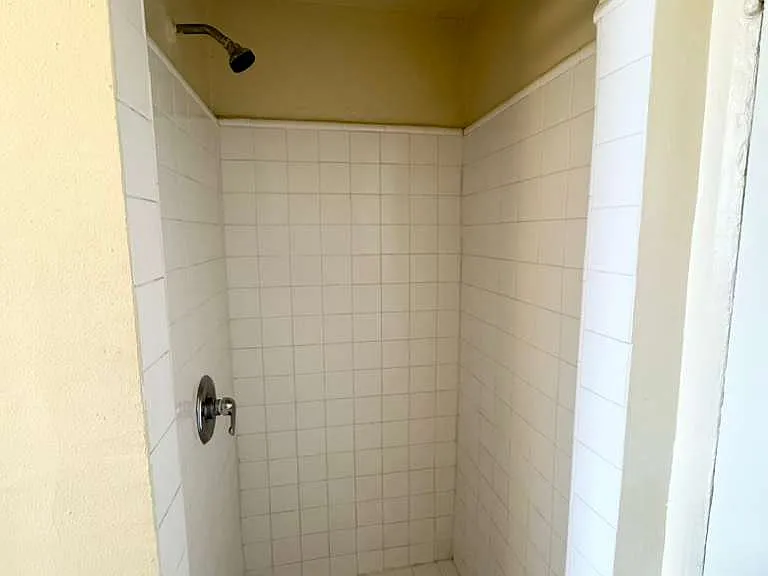 900 S Kingsley Dr #407 — Photo 14