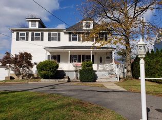 5119 Amboy Rd, Staten Island, NY 10312