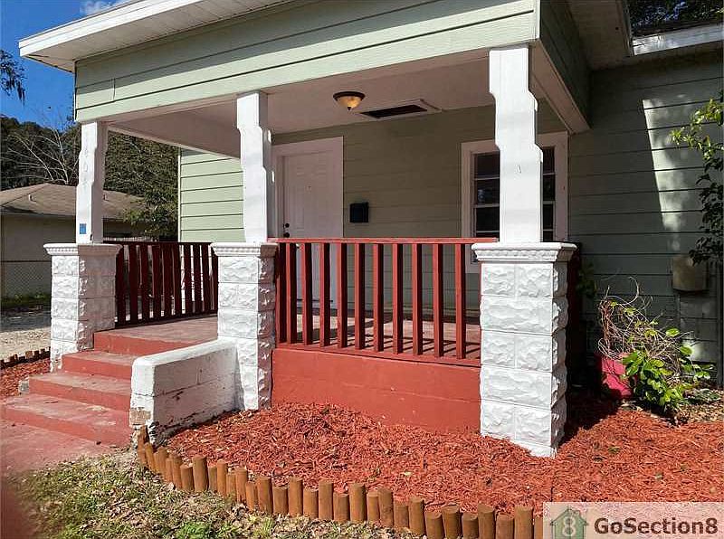 1st image of 1404 E Palifox St