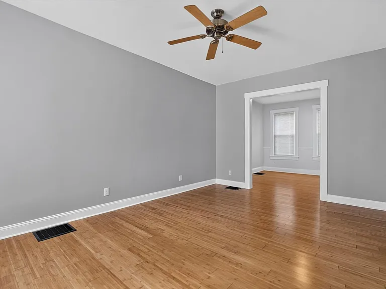 5338 Winner Ave — Photo 7
