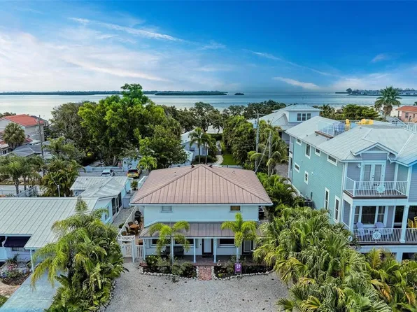 2313 Avenue B, Bradenton Beach, FL 34217