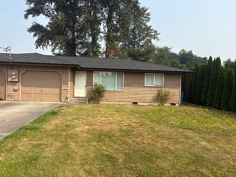 17235 161st Pl SE #B — Photo 1