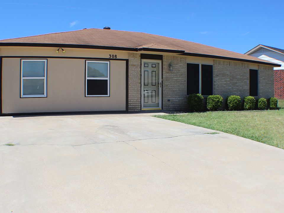 1st image of 308 Eric Dr