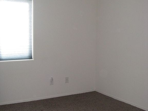 3rd image of 10316 Chestnut Sweet St