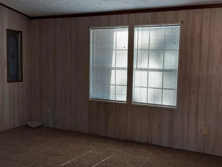 7561 Blackjack Cir — Photo 2