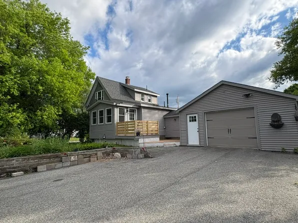 2 Lovejoy St, Rockland, ME 04841