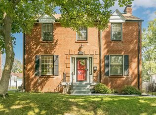 2948 Arlmont Dr, Saint Louis, MO 63121