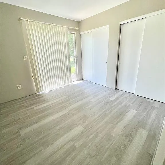 113 Derbyshire Dr — Photo 9