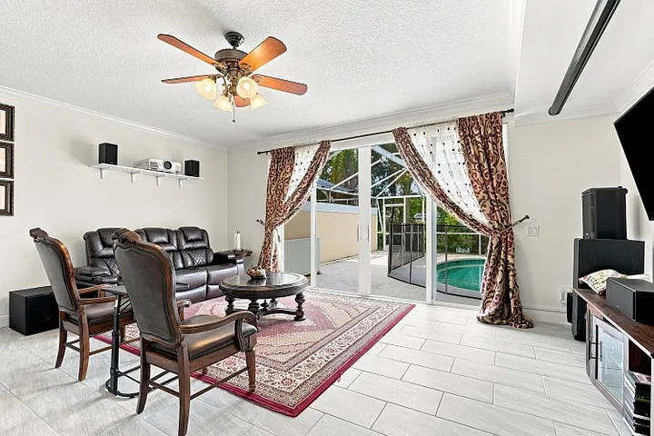 3 bed, 1634 sqft, $3,600 — Photo 4