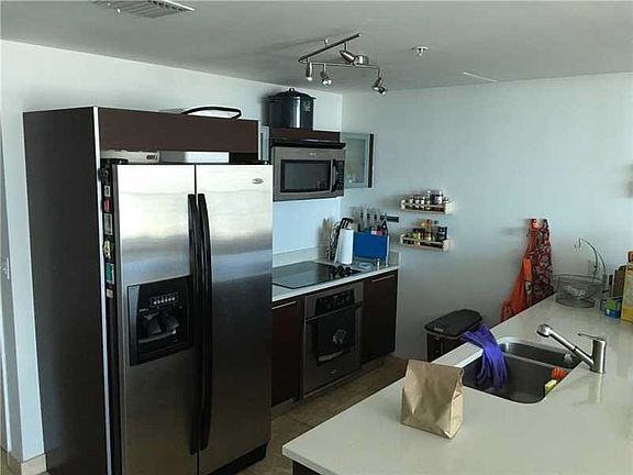2nd image of 1900 N Bayshore Dr APT 4209
