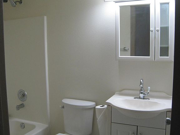5th image of 6314 41st Ave E