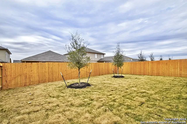 14042 Mudstone St — Photo 25