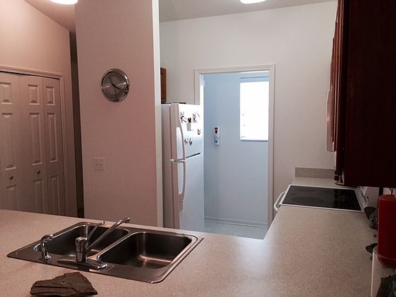 3rd image of 13585 Stover Ct APT 6