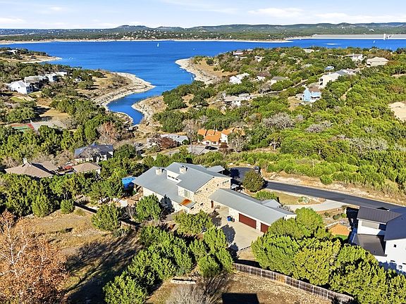 5th image of 1035 Thunderbolt Rd