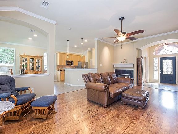 2nd image of 17210 Pecan Acres Dr