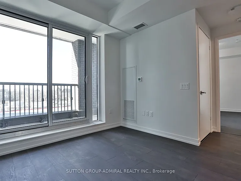 8868 Yonge St #207E — Photo 5