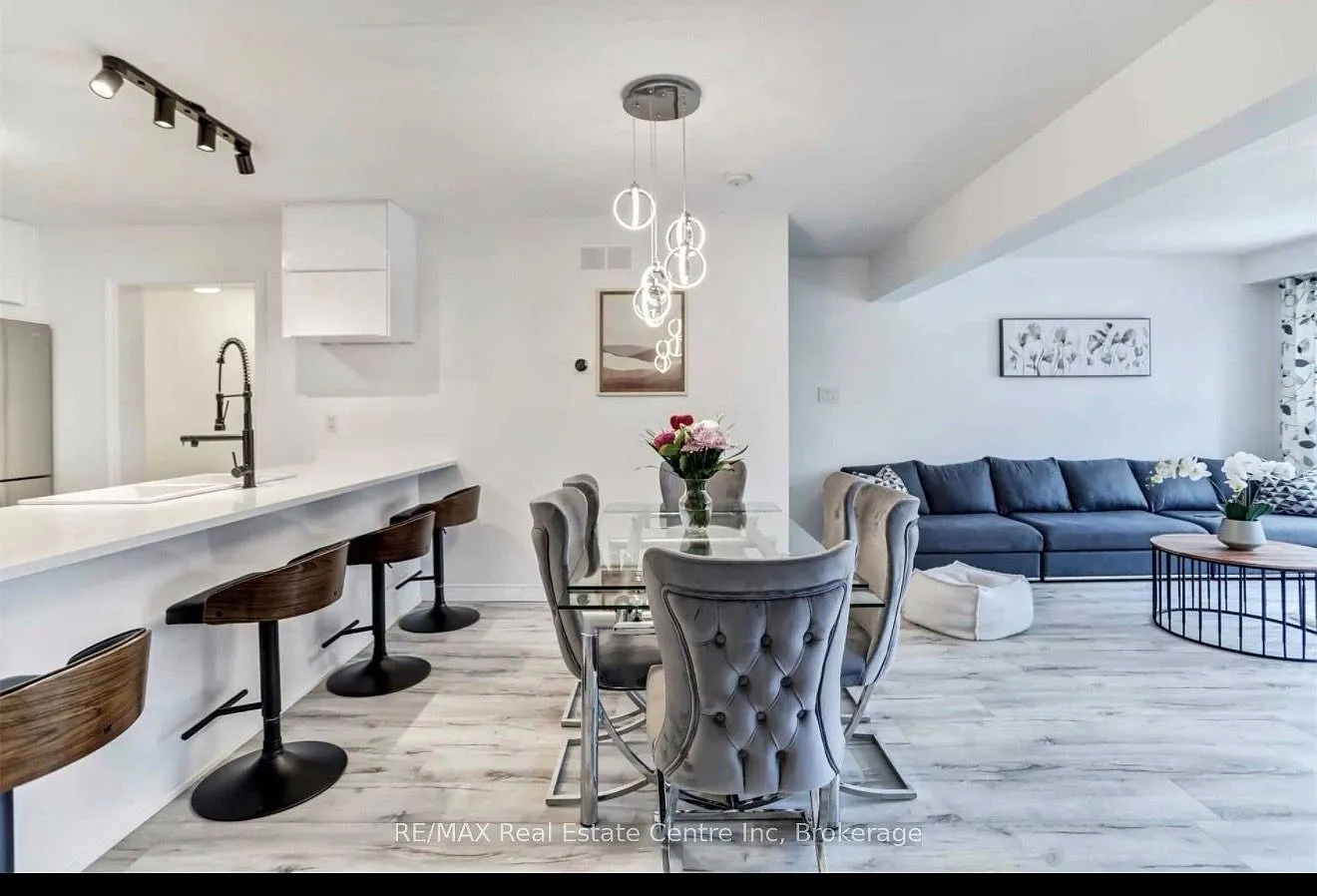 3 bed, $3,300 — Photo 4