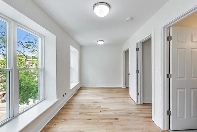 815 S Carpenter St #3F — Photo 11