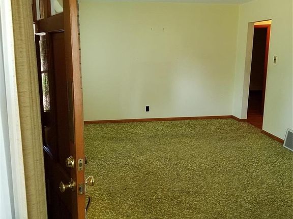 4th image of 4321 Steins St