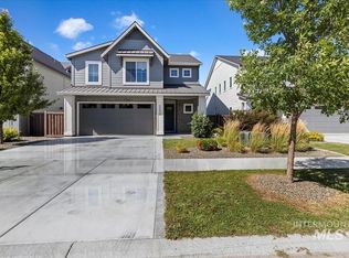 3332 W Ladle Rapids Ct, Meridian, ID 83646