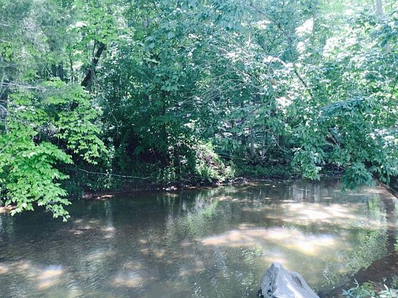 5th image of 4500 Brookhaven Ter