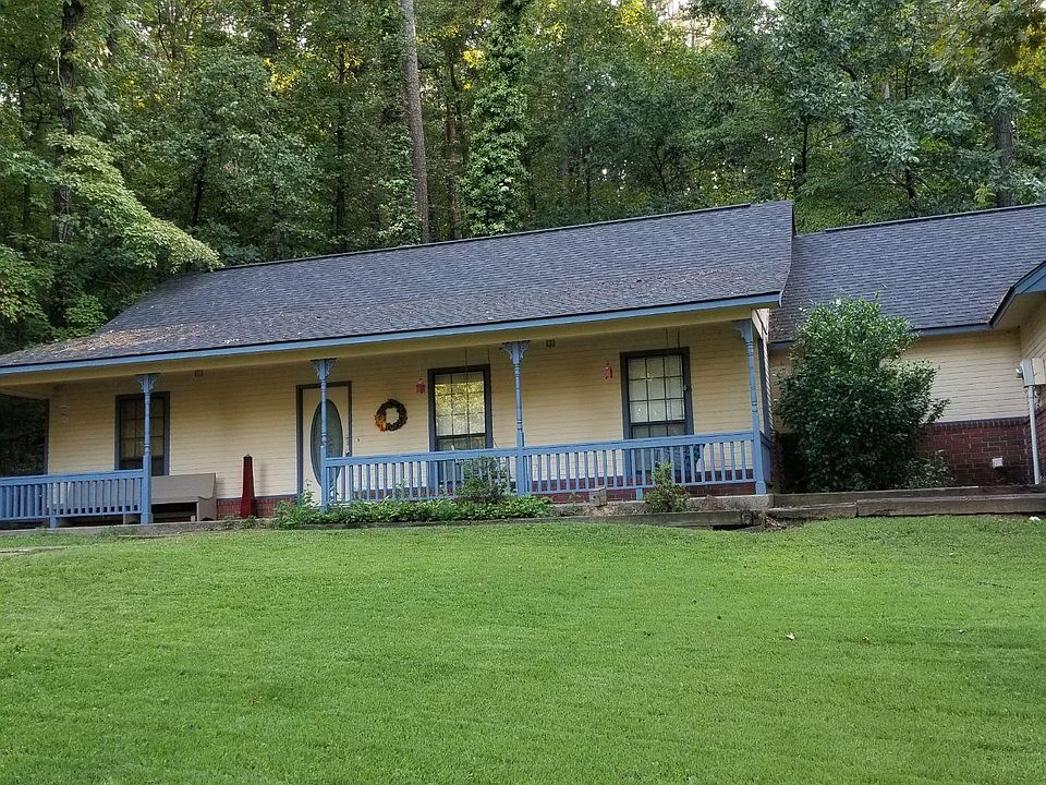 1st image of 306 Candlewick Ln