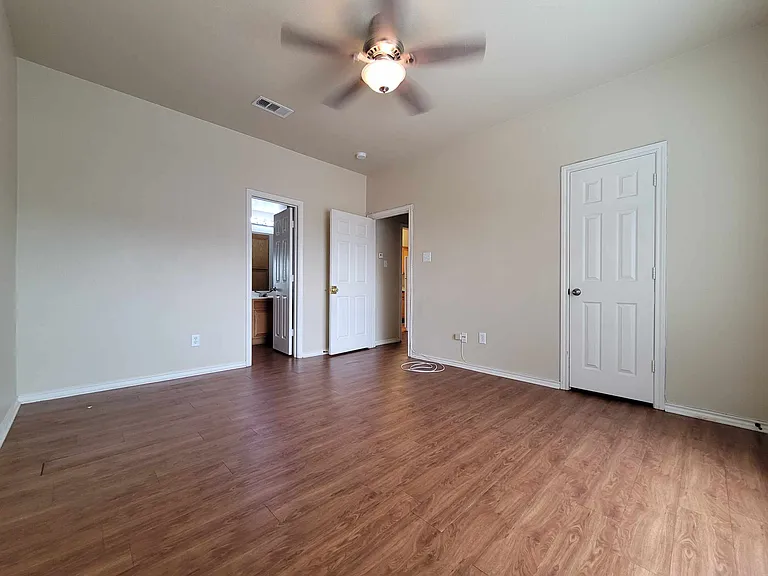 815 Betty Ct #A — Photo 13