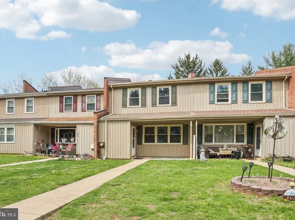 207 Westbury Ct #122, Downingtown, PA 19335