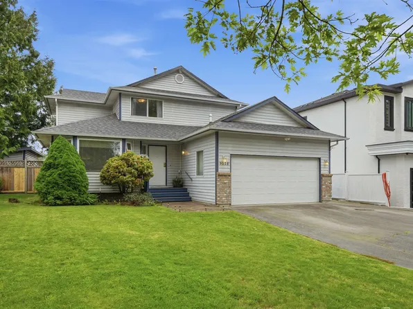 9028 136b St, Surrey, BC V3V 7P1