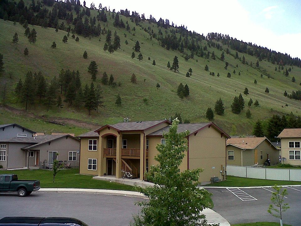 1st image of 555 Connor Ct #A
