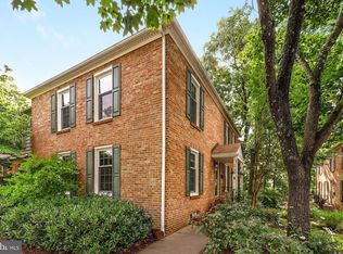 1738 Dana St, Crofton, MD 21114