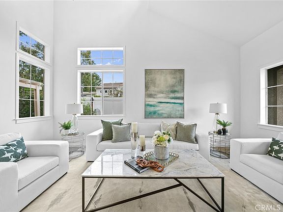 4th image of 45 Parterre Ave