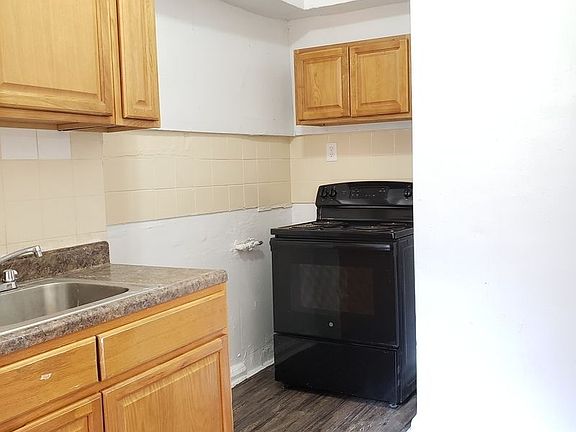 4th image of 770 Faile St APT 1D