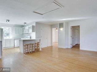 1584 Saint Margarets Rd, Annapolis, MD 21409