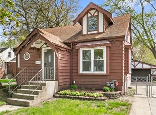 3413 N Schultz Dr, Lansing, IL