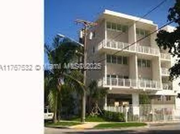 498 SW 2nd St #2C, Miami, FL 33130