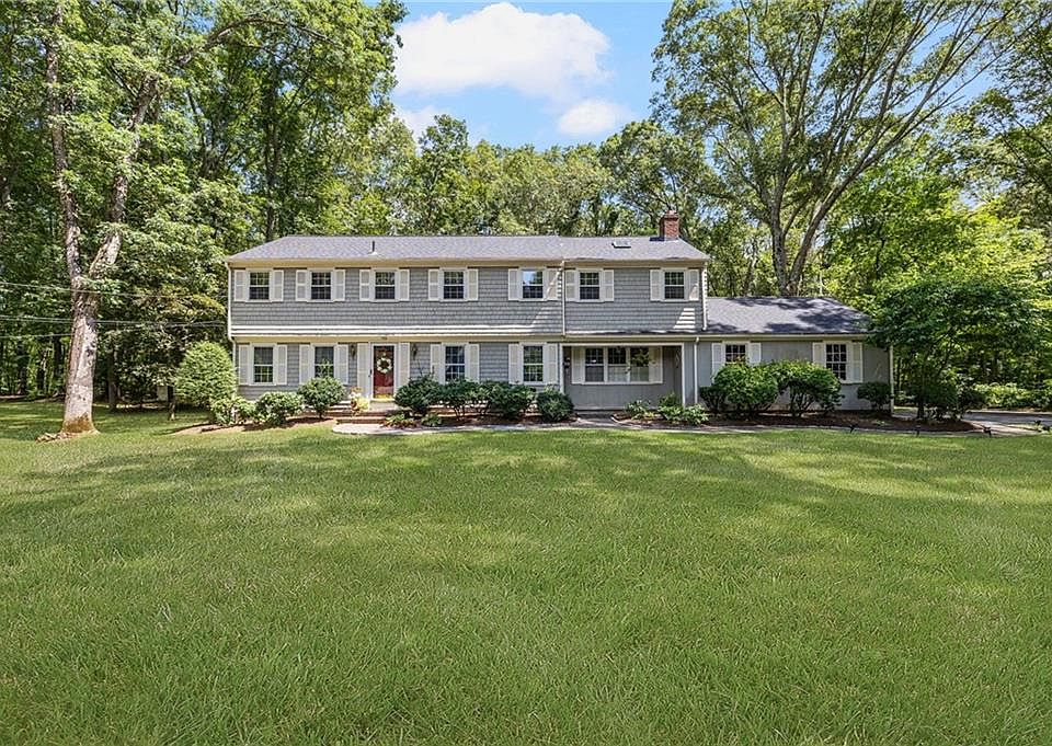1st image of 150 Stone Ridge Dr