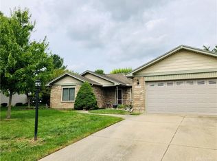 2537 Countryside Dr, Fairborn, OH 45324